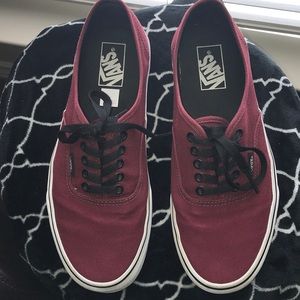 🔥BTS SALE!🔥 Men’s/Women’s Maroon Vans